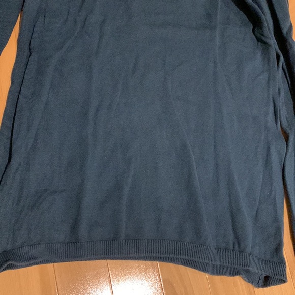 ✏️MAKE AN OFFER Thyme Maternity Women’s Teal Turtleneck - size L - Picture 5 of 15